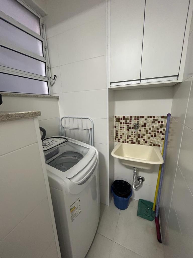 Apartamento Em Santos No Gonzaga Em Frente A Praia Eksteriør billede